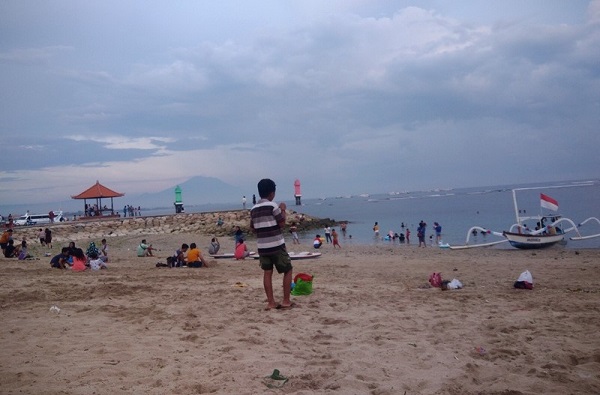 Sanur Beach di Bali 