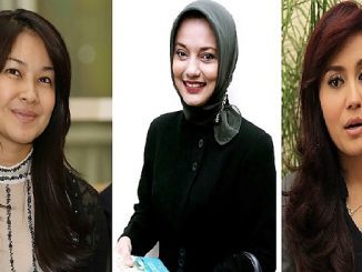 Tiga Artis Bergelar Doktor: Alya Rohali, Marissa Haque dan Chyntia Sari