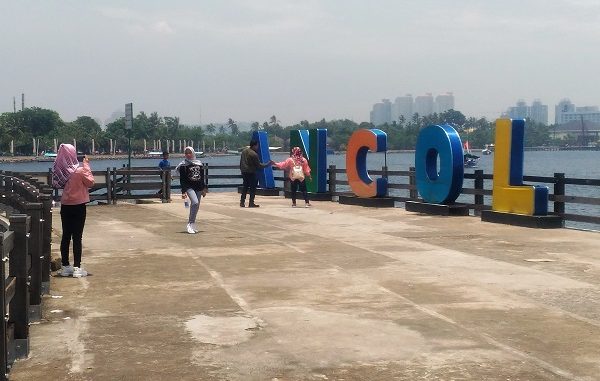 Keindahan Pantai Ancol