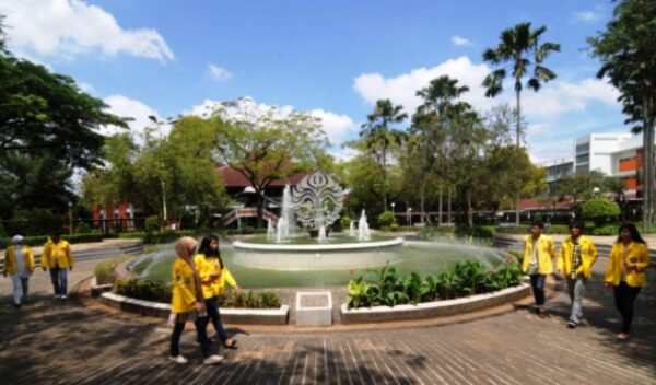 kampus UI