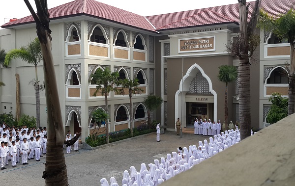 Peserta didik di SMP Islam Terpadu Abu Bakar