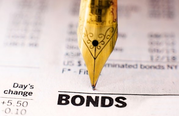 Obligasi atau surat utang sendiri dapat diterbitkan oleh korporasi maupun negara