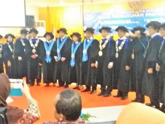 Para profesor usai Orasi Pengukuhan Profesor Riset di Balai Pertemuan Dirgantara, Kantor LAPAN Pusat, Jakarta, Kamis, 14 November 2019