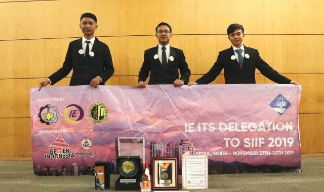 Tim dari Institut Teknologi Sepuluh Nopember (ITS), lagi-lagi menyabet penghargaan dan medali emas dalam gelaran Seoul International Invention Fair (SIIF) 2019 di Korea Tim dari Institut Teknologi Sepuluh Nopember (ITS), lagi-lagi menyabet penghargaan dan medali emas dalam gelaran Seoul International Invention Fair (SIIF) 2019 di Korea. (Dok. ITS)