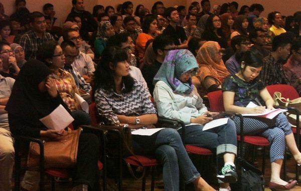 Holland Scholarship Day (HSD) 2004 di Jakarta Peserta Holland Scholarship Day (HSD) 2004 di Jakarta