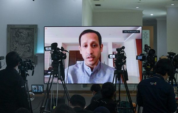 Menteri Pendidikan dan Kebudayaan (Mendikbud), Nadiem Makarim Menteri Pendidikan dan Kebudayaan (Mendikbud), Nadiem Makarim