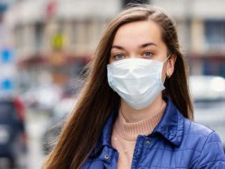 Ilustrasi: Pemerintah mewajibkan masyarakat untuk menggunakan masker ketika keluar rumah. (Ist.)