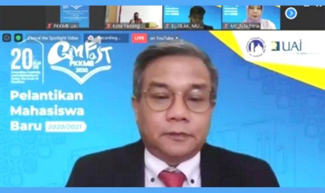 Rektor UAI, Prof. Dr. Asep Saefuddin dalam PKKMB virtual. (KalderaNews.com/Dok.UAI)