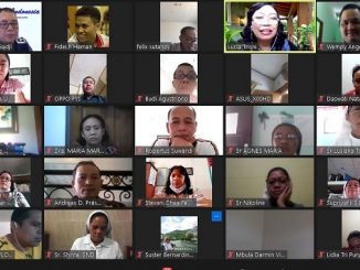 webinar bertema “Mendidik dengan Serba Daring yang Tidak Bikin Darting (Darah Tinggi); Dampak Psikologis dan Rohani” yang diselenggarakan Dewan Pimpinan Daerah (DPD) Vox Point Indonesia Jawa Tengah dan Dewan Pimpinan Wilayah (DPW) Vox Point Indonesia Kota Semarang pada Minggu, 13 September 2020