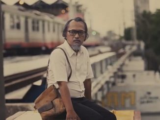 Pemeran Romo Mangun di trailer film dokumenter Sang Manyar: Nyanyian Pinggir Kali