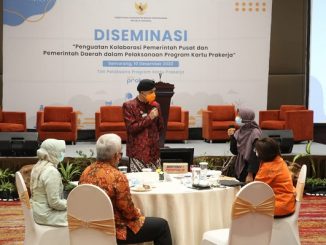 Gubernur Jawa Tengah, Ganjar Pranowo di acara “Penguatan Kolaborasi Pemerintah Pusat dan Pemerintah daerah dalam Pelaksaan Program Kartu Prakerja” di Hotel Gumaya Kota Semarang, Kamis, 10 Desember 2020
