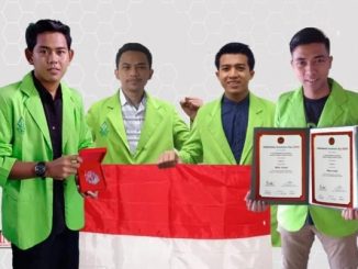 A. Farid Rohmatulloh (Biologi), Agung Dwi Saputro (Fisika), Agus Suprapto (Bahasa Inggris), dan Afrizal Dwi Ananto (Biologi) dari UIN Walisongo Semarang