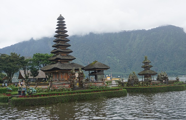 Pura Ulun Danu Beratan di Bedugul