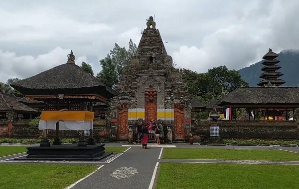 Kompleks Pura Ulun Danu Beratan di Bedugul