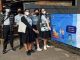 Peserta didik SMA Marsudirini Bekasi melaksanakan Kegiatan Kemasyarakatan SMA Marsudirini Bekasi (KKSM) dengan memasang spanduk edukasi