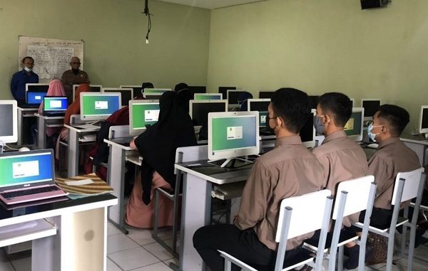 Seleksi tahap pertama Program Beasiswa Santri Berprestasi (PBSB) tahun 2021