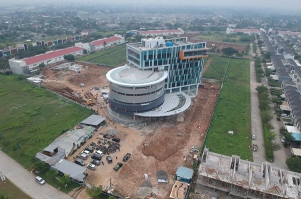 Universitas Esa Unggul Kampus Citra Raya Tangerang