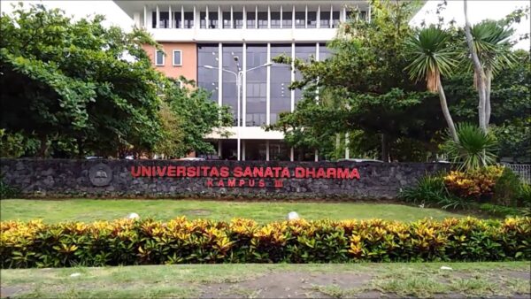 Universitas Sanata Dharma Yogyakarta Gelar Wisuda 10 Kali Selama 5 Hari –  http://www.kalderanews.com