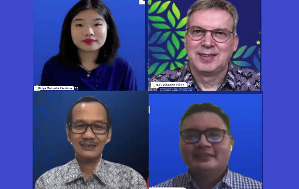 Erasmus Scholarship a virtual pre-departure event hosted by H.E. Vincent Piket, EU Ambassador to Indonesia and Brunei Darussalam.