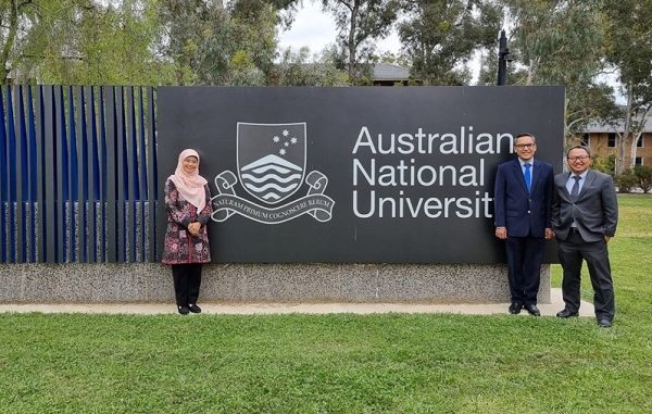 Atase Pendidikan dan Kebudayaan (Atdikbud) Republik Indonesia di Canberra, Mukhamad Najib melakukan kunjungan kerja ke ANU pada Senin lalu, 22 November 2021