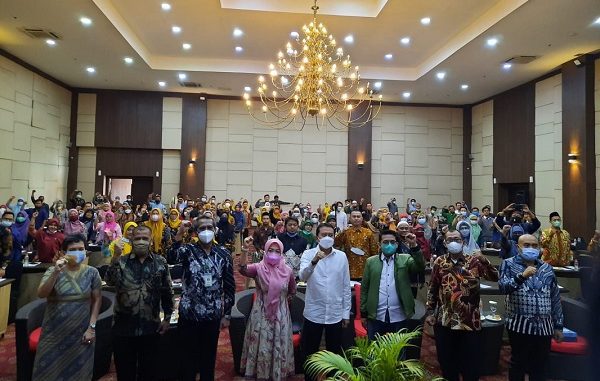 Seminar Pendidikan di Bekasi Workshop Pendidikan di Hotel Merapi Merbabu, Rawalumbu, Kota Bekasi pada, Kamis, 16 Desember 2021.