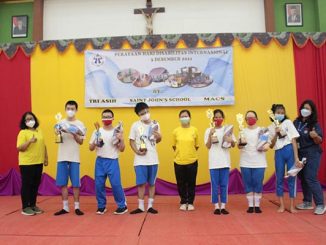 Para pemenang lomba dalam rangka Hari Disabilitas Internasional yang diadakan Saint John's Catholic School dan Yayasan Tri Asih Jakarta. (Dok.Panitia).