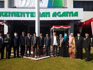 Para guru besar rumpun ilmu agama yang baru dikukuhkan Menag