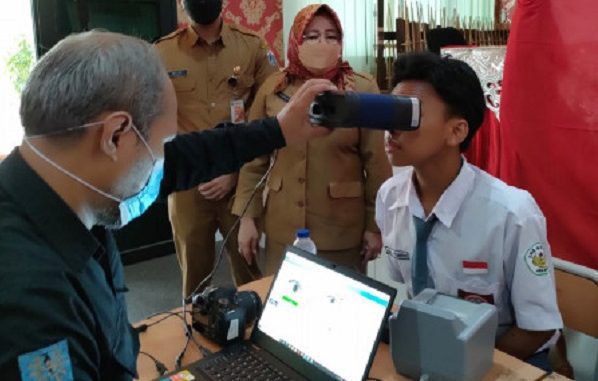 Perekaman e-KTP SMP Perekaman e-KTP SMP-SMA