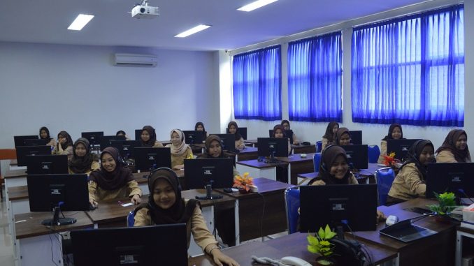 Siswa SMK Perguruan Cikini