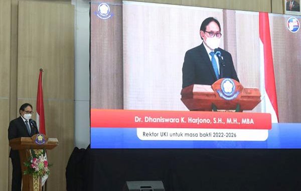 Dr. Dhaniswara K. Harjono, S.H.,M.H., MBA., Rektor UKI periode 2022-2026. (Dok. UKI)