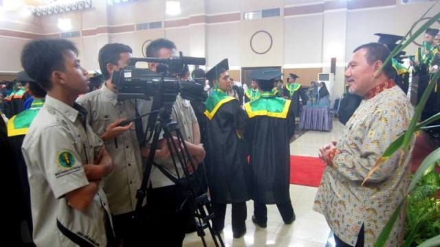 Praktek Siswa SMK IT Global Madani Depok Praktek Siswa SMK IT Global Madani Depok