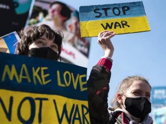 kampanye Stop War. (Ist.)