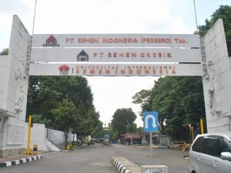 Gedung Universitas Internasional Semen Indonesia