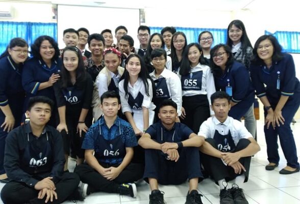 Peserta didik di SMA Tarakanita Citra Raya Tangerang