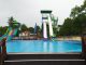 Wahana  jumping slide dan track slide bernama Goles atau Gombang Leleson di Owabong Waterpark di Purbalingga, Jawa Tengah
