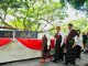 Selepas memimpin jalannya Upacara Peringatan Hari Lahir Pancasila Tahun 2022 di Lapangan Pancasila, Kabupaten Ende, Provinsi Nusa Tenggara Timur, Presiden RI Joko Widodo (Jokowi) beserta Ibu Iriana Jokowi mengunjungi Taman Renungan Bung Karno, Rabu, 1 Juni 2022