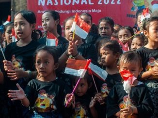 Anak Suku Baduy Bernyanyi Bersama Peringati Hari Anak Nasional (Dok. Antara Foto)