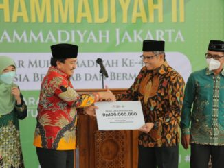 BMS Serahkan Dana Hibah pada UMJ (Dok. UMJ)