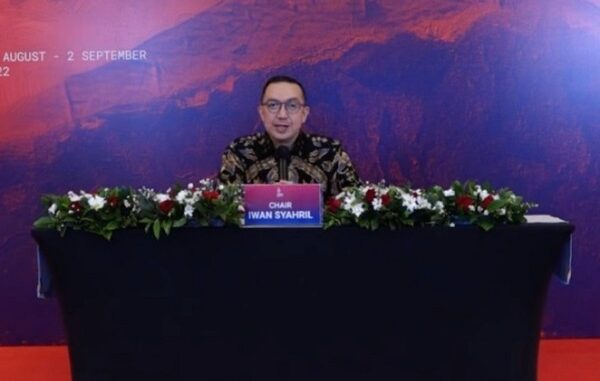 Direktur Jenderal Guru dan Tenaga Kependidikan dan Plt. Direktur Jenderal Pendidikan Anak Usia Dini, Pendidikan Dasar, dan Pendidikan Menengah Kemendikbudristek, Iwan Syahril