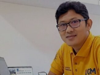 Herlambang Wiratraman, Assistant Professor at Universitas Gadjah Mada (UGM), is a vice coordinator of ALMI’s science and society