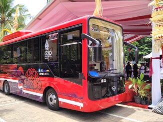 Bus Listrik Merah Putih (BliMP) menjadi kendaraan operasional KTT G20 di Bali. (Dok.Kemendikbudristek)