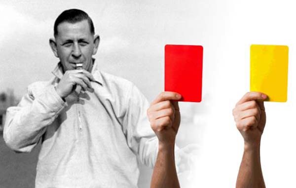 Kenneth George Aston, pencipta kartu merah dan kuning dalam sepakbola. (ist.)