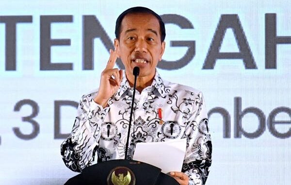 Presiden Jokowi menghadiri Puncak Peringatan Hari Ulang Tahun (HUT) Ke-77 Persatuan Guru Republik Indonesia (PGRI) dan Hari Guru Nasional (HGN) Tahun 2022 di Semarang, Jawa Tengah. (Foto:BPMI Setpres/Rusman) Presiden Jokowi menghadiri Puncak Peringatan Hari Ulang Tahun (HUT) Ke-77 Persatuan Guru Republik Indonesia (PGRI) dan Hari Guru Nasional (HGN) Tahun 2022 di Semarang, Jawa Tengah. (Foto:BPMI Setpres/Rusman)