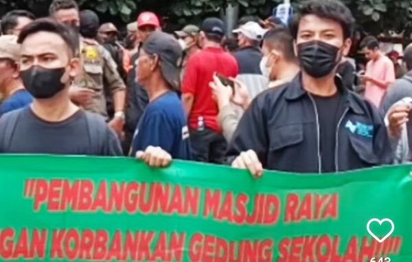 Perlawanan Penggusuran SD Pondok Cina 1 Depok