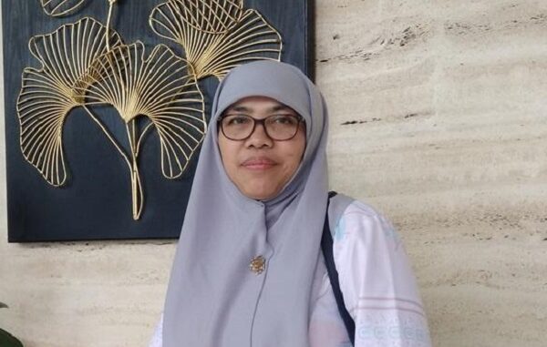 Prof. Dr. Muhayatun Santoso