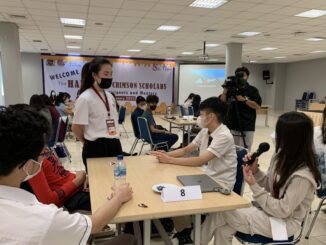 Mahasiswa Harvard University beri pelatihan siswa Binus School. (Dok.BinusSchool)