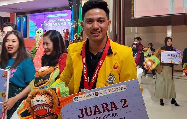 Mahasiswa semester 6 Fakultas Hukum Universitas Khairun (Unkhair) Ternate, Rizki Alfauzi Komdan