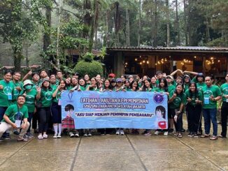 Peserta Latihan Lanjutan Kepemimpinan (LLK) dari SMA Tarakanita 1 Jakarta, SMA Tarakanita 2 Jakarta dan SMK Tarakanita Jakarta bertema "Menjadi Pemimpin Pembaharu" di Santa Monica Resort, Pancawati, Bogor, 23-25 Februari 2023