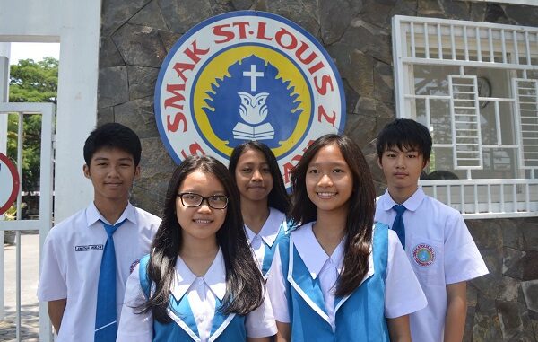 SMA Katolik St. Louis 2 Surabaya