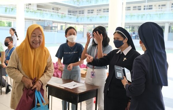 Tarakanita Baksos Bakti sosial untuk warga sekitar Sekolah Tarakanita Pulo Raya di Jl. Pulo Raya 1V/17, Kebayoran, Jakarta pada Sabtu 11 Maret 2023